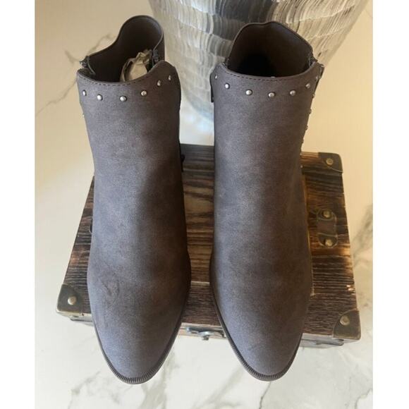 Market & Spruce Agria Zipper Booties in Expresso - Picture 2 of 10